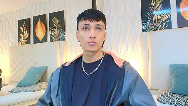 دردشة Lean_Portman الجنسية المباشرة