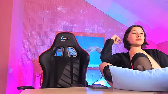 JenniferGraces Adlı Modelin Canlı XXX Sohbeti