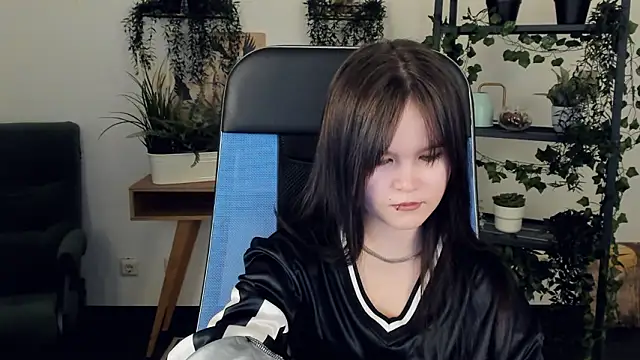 Chat XXX en directo de Elainebeness