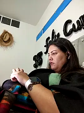 Chat +18 de Mia_Hampton ao vivo