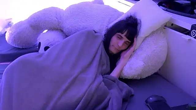 XXX chat uživo modela CeriseLapine