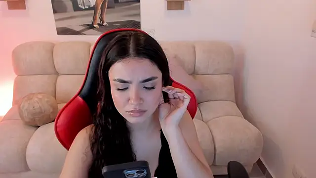 IsaConnor লা  ইভ XXX চ্যাট