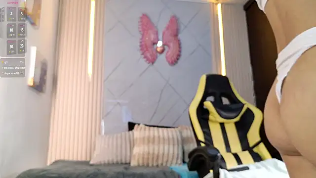 Chat XXX en directo de Sara_swift9