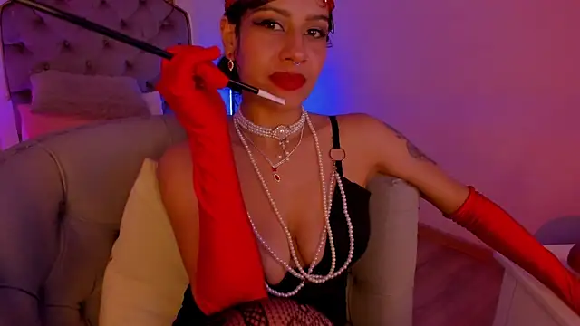 Yourwishisme_val – Naživo XXX chat