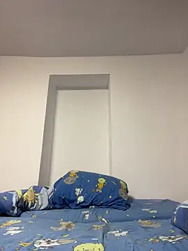 Selena_y Adlı Modelin Canlı XXX Sohbeti