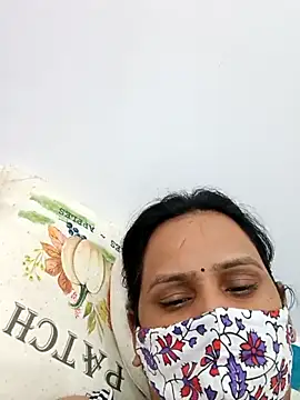 Payal-bhabhi07 现场XXX聊天