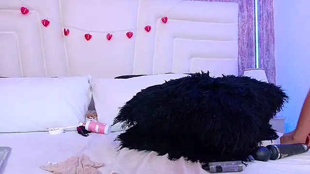 Cherry_Stone Adlı Modelin Canlı XXX Sohbeti