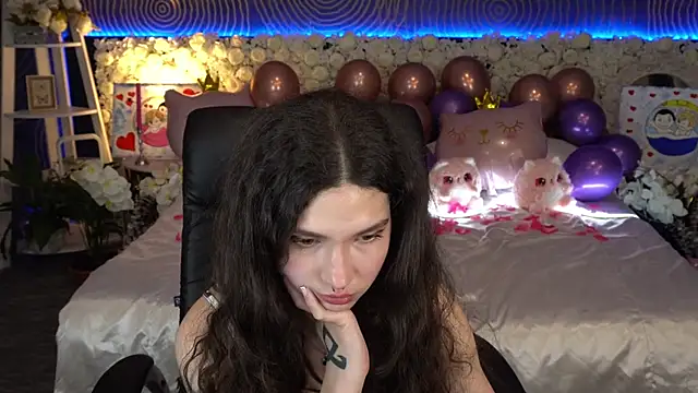 دردشة BabyFlowerr الجنسية المباشرة