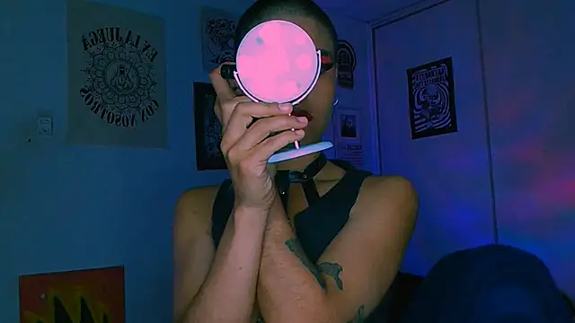 Czat XXX na żywo – alex_one888