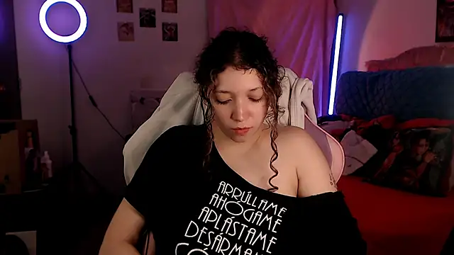 AllyDonfort Chat XXX live