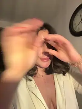 sukhakunis1 লাইভ XXX চ্যাট