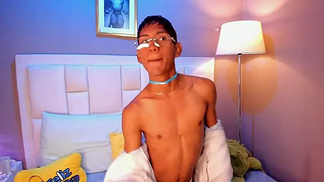 Chat XXX en directo de Nick_Collins18