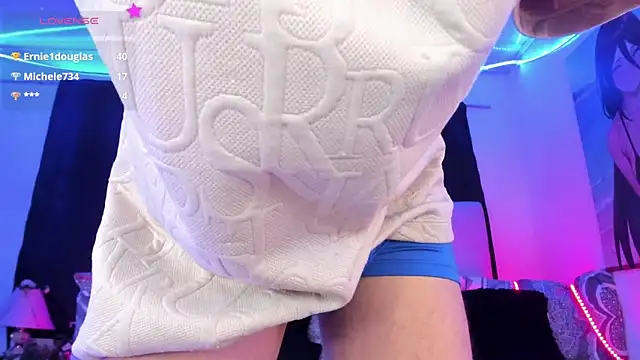 Chat XXX en directo de Ethan_Boyy