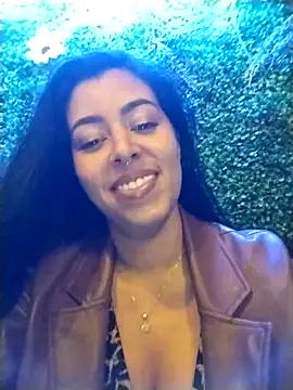 Luianna live XXX chat