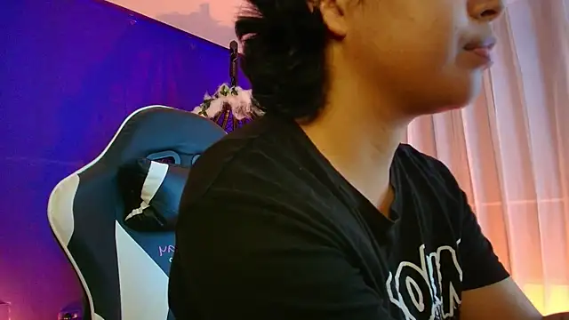 Emmapark_ live XXX chat