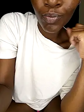 SlimThick33 라이브 XXX 채팅