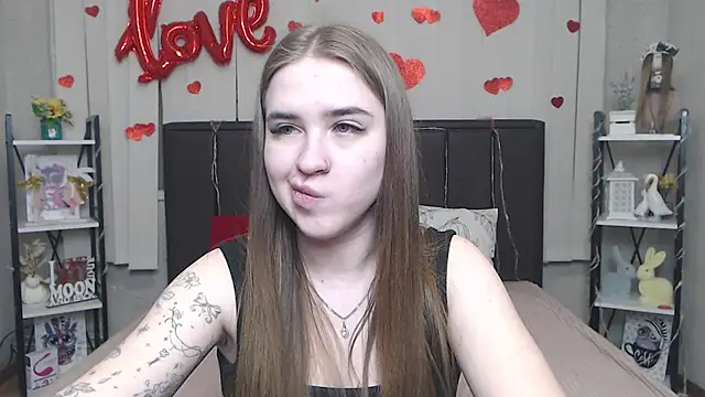 LauraHlot Chat XXX in diretta