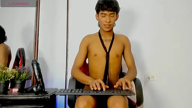 JERO_TEASE_S7SのライブXXXチャット