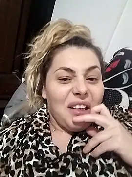 LarisseBelle Webcam show