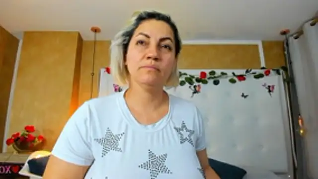 Heidy_milf – Live XXX-chat