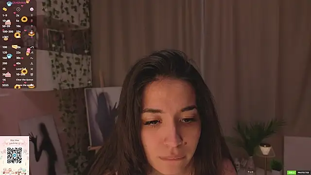 EmmyNoel Adlı Modelin Canlı XXX Sohbeti