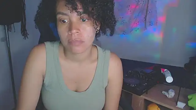 shayna_cute: онлайн-секс-чат