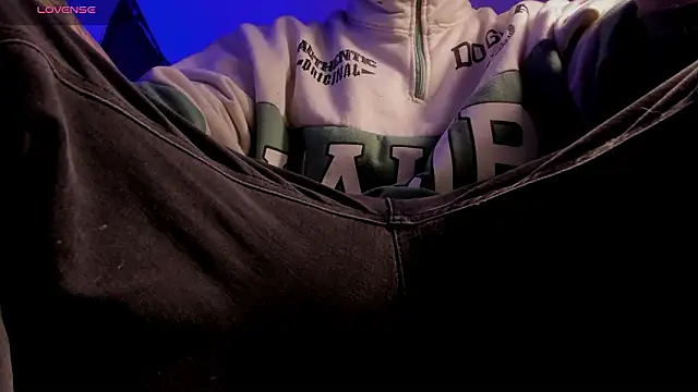 s_sven03's Live XXX Chat