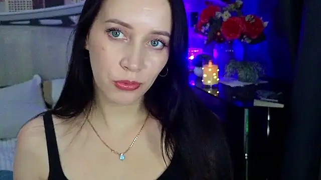 MonicaSweetx 现场XXX聊天