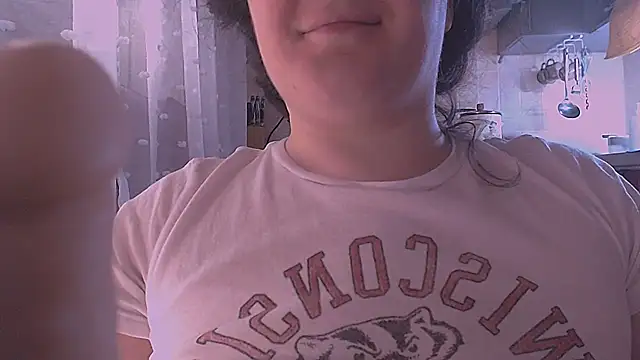 Show modela SoftLia na web-kameri