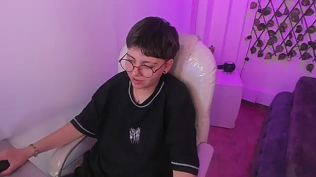 Nathaly_ds – Naživo XXX chat