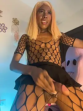 Mara_royal Chat XXX in diretta