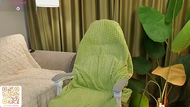 Онлайн чат XXX honey_kors