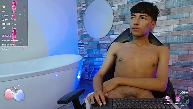 osamu_tay Adlı Modelin Web Kamerası Şovu