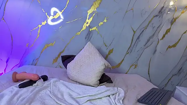 Chat +18 de Scaarlettfox ao vivo