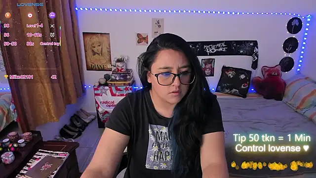 Cherry_blush_ Live XXX-chat