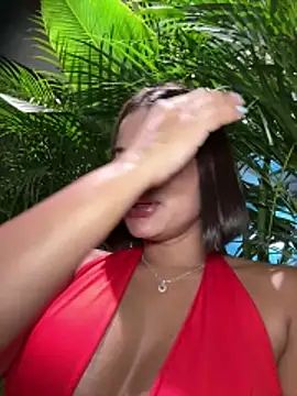 Irina_Velvett Adlı Modelin Canlı XXX Sohbeti