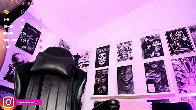 Lexyjoycce: онлайн-секс-чат