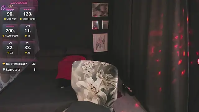 Онлайн чат XXX YolandaKiss