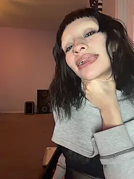 Gothbabbi 即時 XXX 聊天