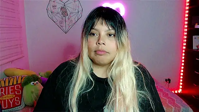 EllieMoonX 现场XXX聊天