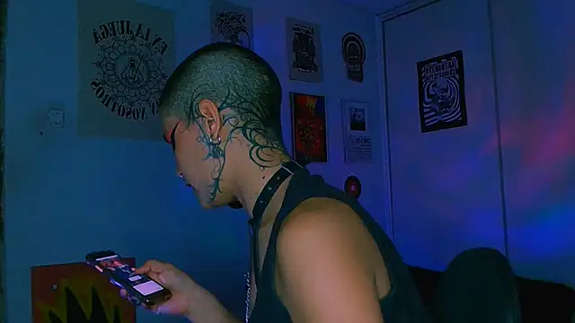 alex_one888's Live XXX Chat