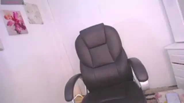 sarahh_angeel Show Webcam