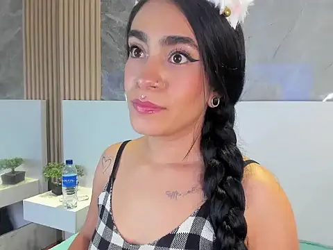 PamelaRed_ élő XXX-chatje