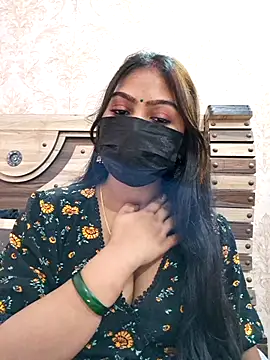 Show modela Cute-Ananyaa na web-kameri