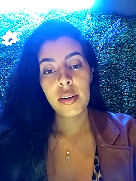 Luianna live XXX chat