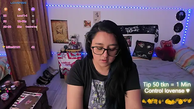 Cherry_blush_ live XXX chat