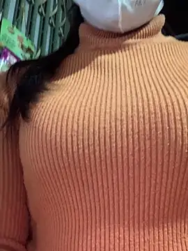 YANINA120 Live XXX-chat