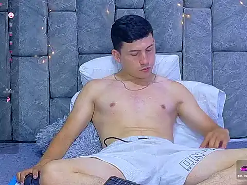 SharleeBoygum: διαδικτυακό σόου στην κάμερα