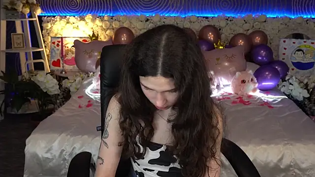 Czat XXX na żywo – BabyFlowerr