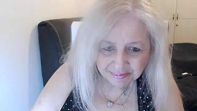 Chat +18 de SusiLifeXXX ao vivo